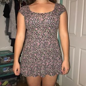 American Eagle Floral Open Back Dress